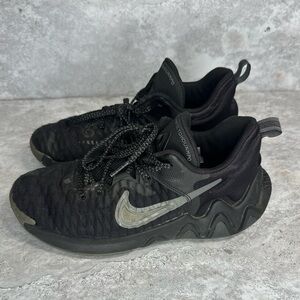 Size 7Y - Nike Giannis‎ Immortality Black Iron Grey Youth